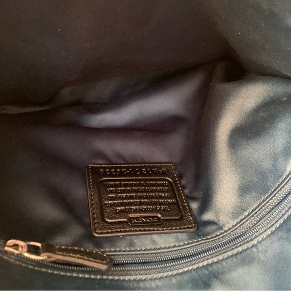 Limited addition, embossed, python snake skin, leather coach purse - Picture 10 of 16